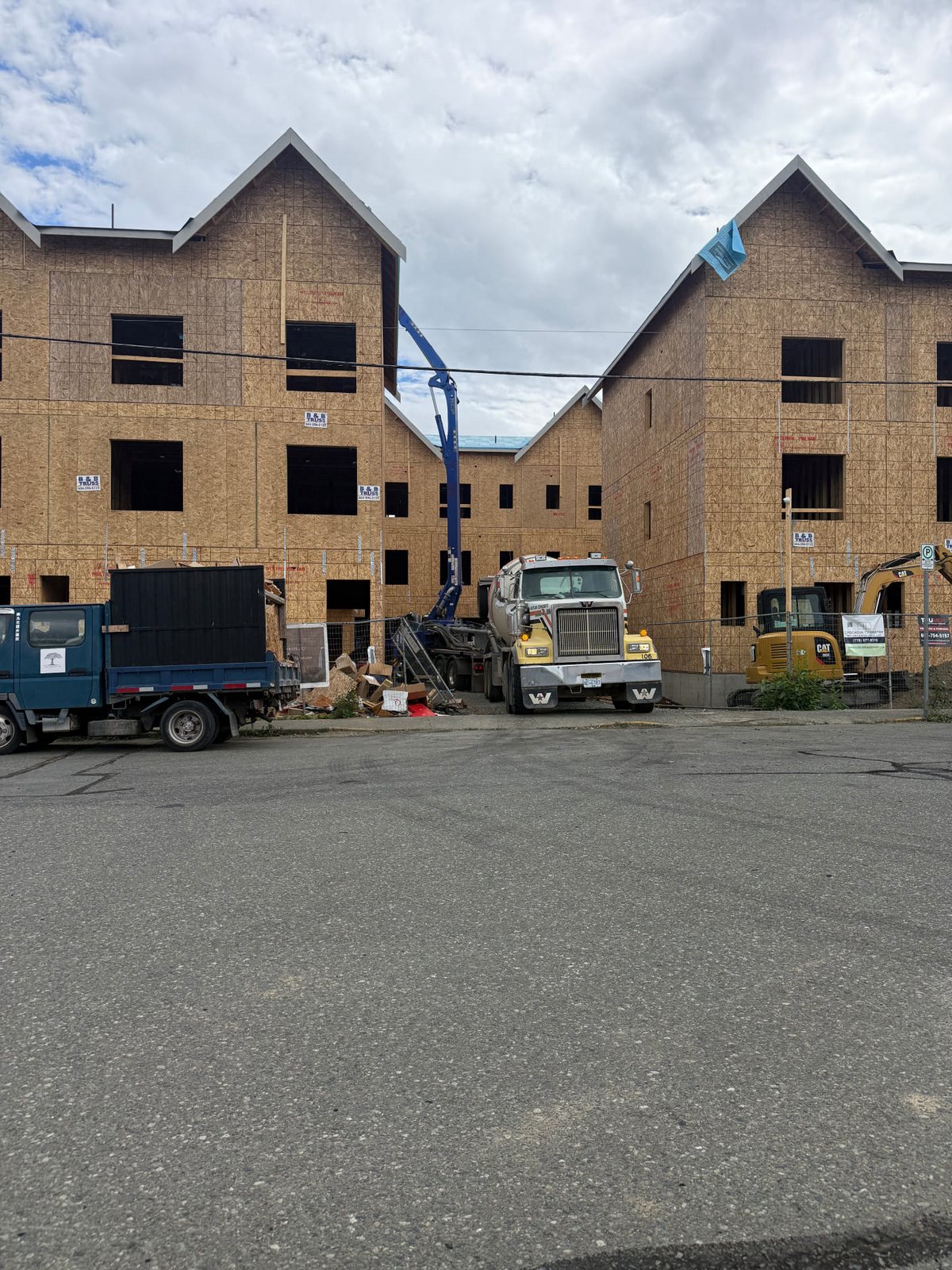Townhouse structural framing progress, view 6