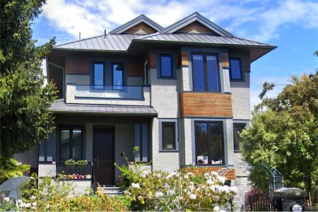 West 36th Avenue residence in Vancouver, view 2